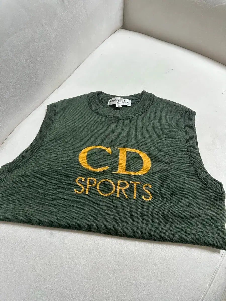 Christian Dior Sports Knit Vest 95