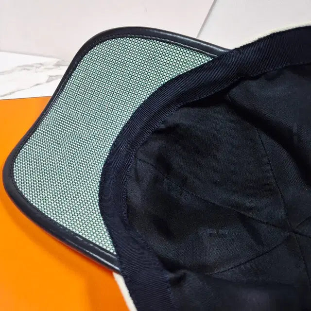 Hermès Tess Pop Cap, Size 58