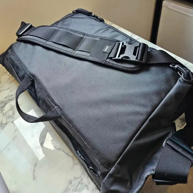 THULE DSLR Camera Bag