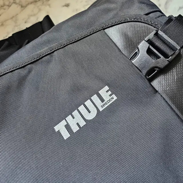 THULE DSLR Camera Bag