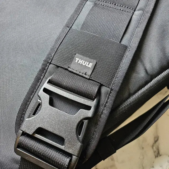 THULE DSLR Camera Bag