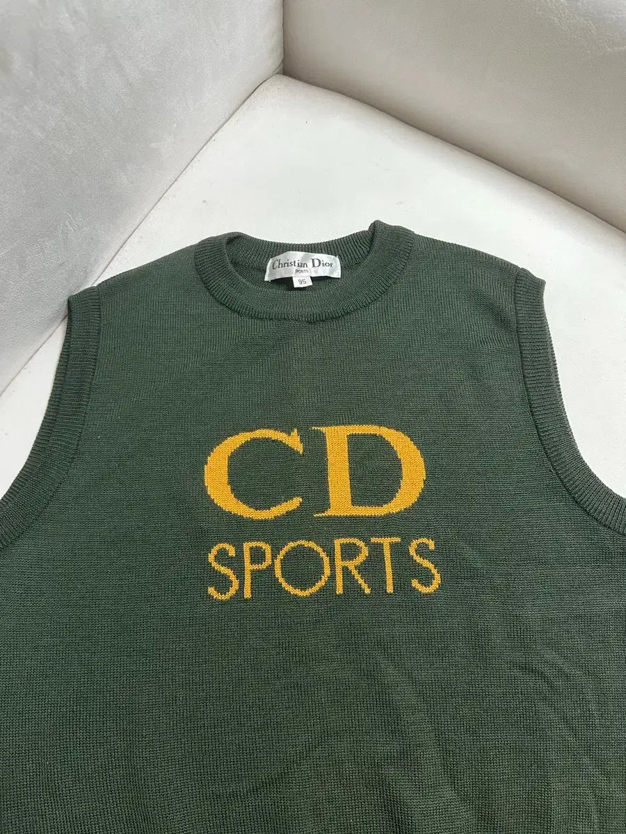 Christian Dior Sports Knit Vest 95