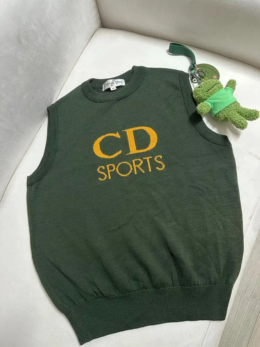 Christian Dior Sports Knit Vest 95