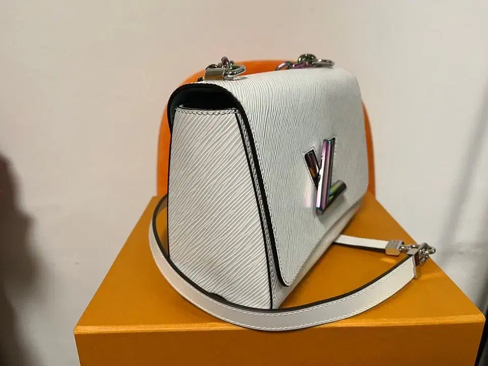 Louis Vuitton Twist MM White Chain Bag