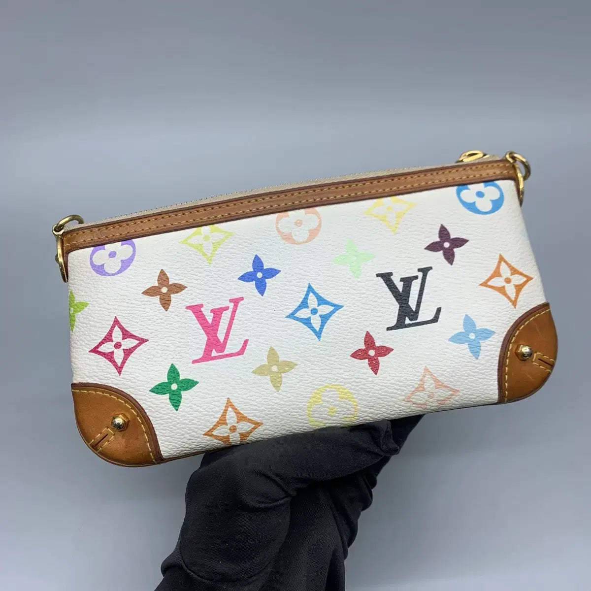 267000078 Louis Vuitton Monogram Multicolor Mila Pochette M160096
