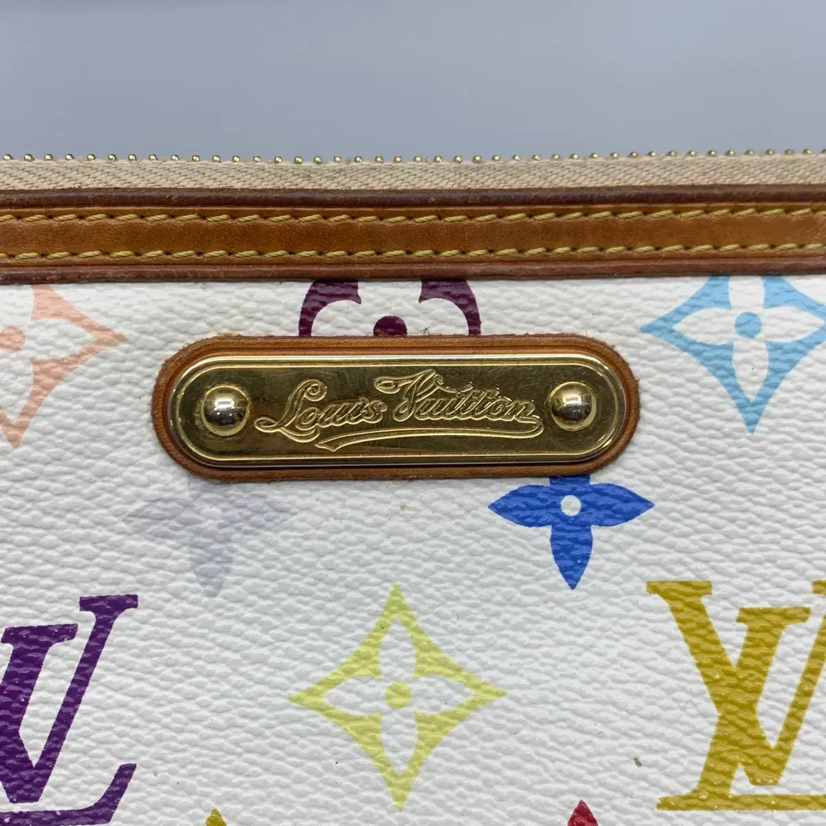 267000078 Louis Vuitton Monogram Multicolor Mila Pochette M160096