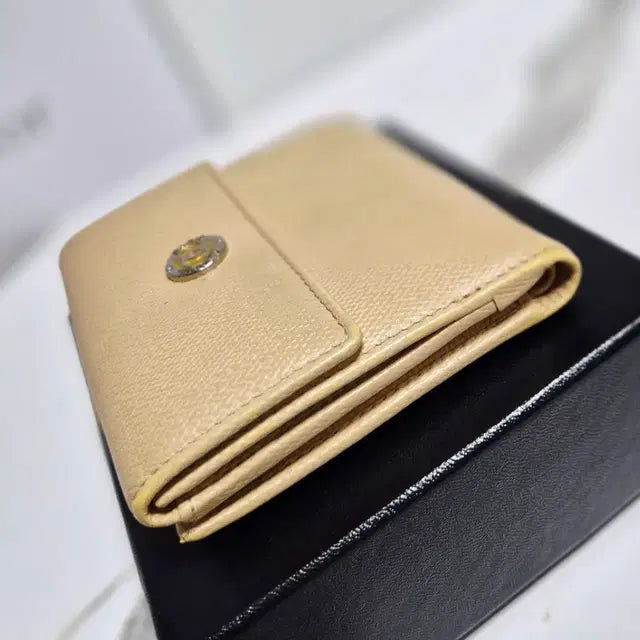 Chanel Vintage Leather Wallet