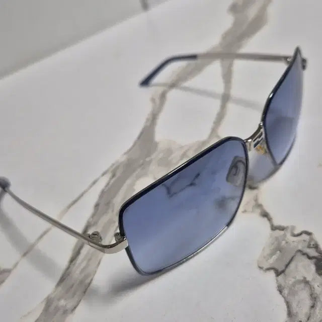 Fendi Fashion Sunglasses