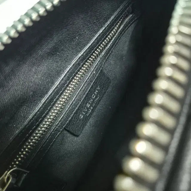 Givenchy Antigona Small Tote Bag