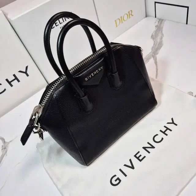 Givenchy Antigona Small Tote Bag