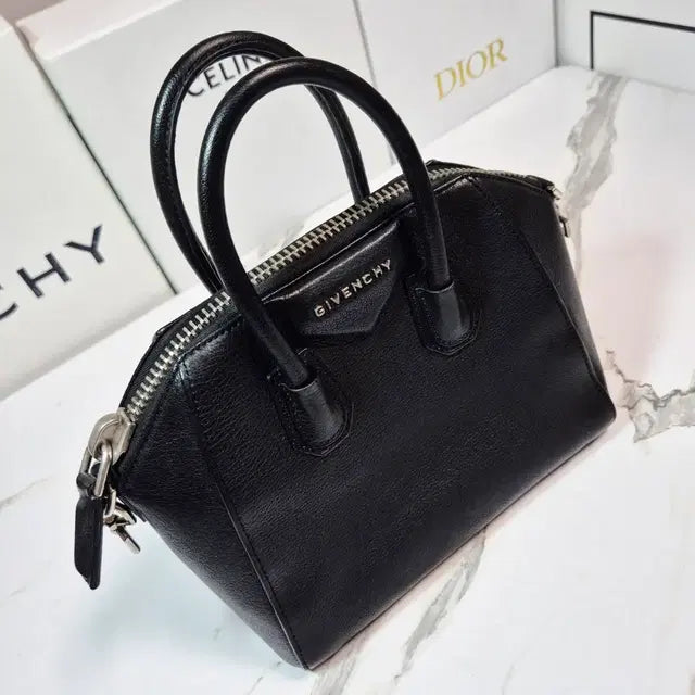 Givenchy Antigona Small Tote Bag