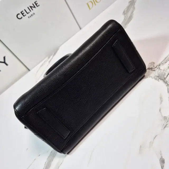 Givenchy Antigona Small Tote Bag