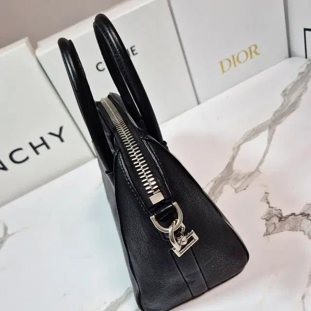 Givenchy Antigona Small Tote Bag
