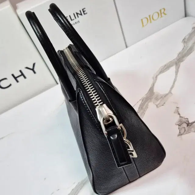 Givenchy Antigona Small Tote Bag