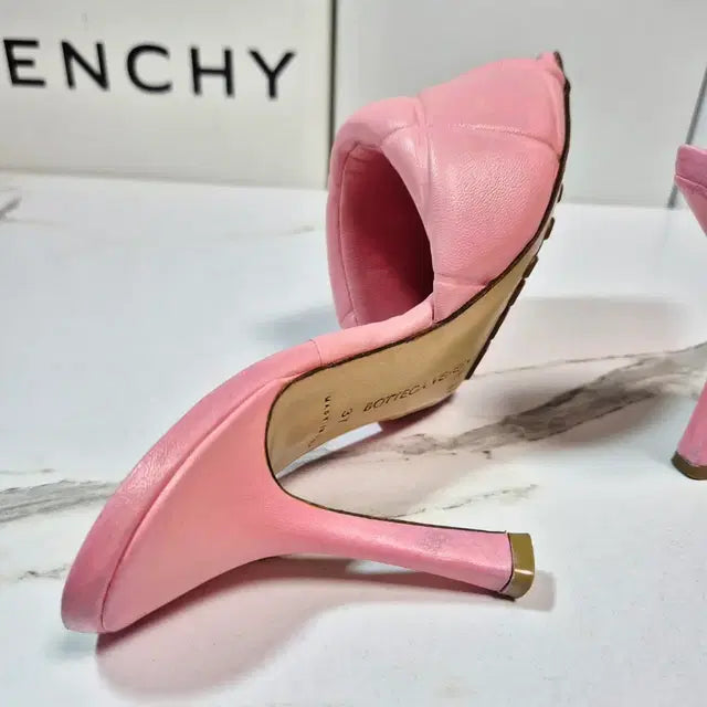 Bottega Veneta Lido Pink Quilted Mule Sandals, Size 37
