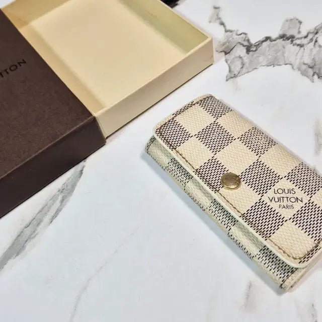 Louis Vuitton Damier Azur 4-Key Holder