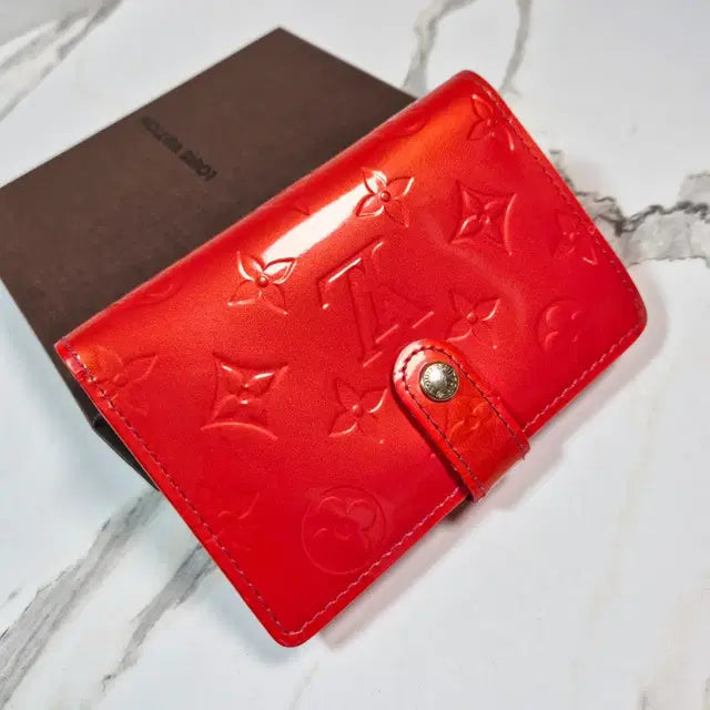 Louis Vuitton Monogram Vernis Women’s Wallet