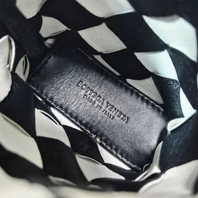 Bottega Veneta Intrecciato Leather Keyring Bag Charm Keychain