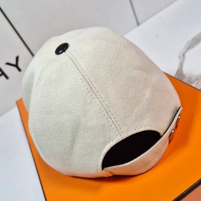 Hermès Tess Pop Cap, Size 58