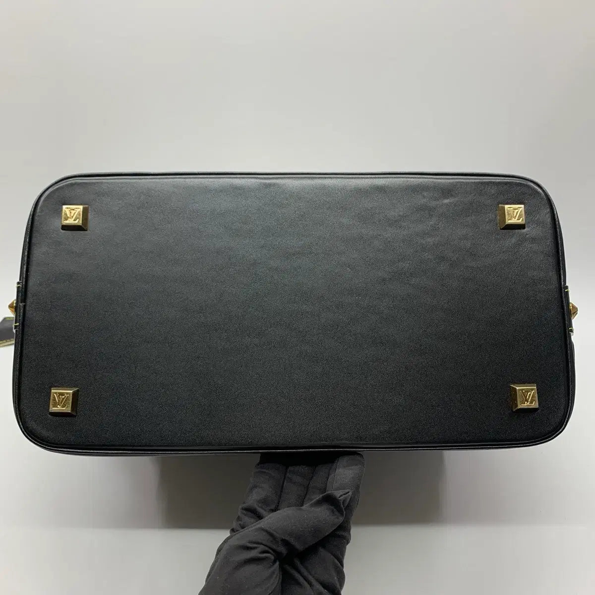 Louis Vuitton Suhali Lockit MM Tote Bag M91875 in Black