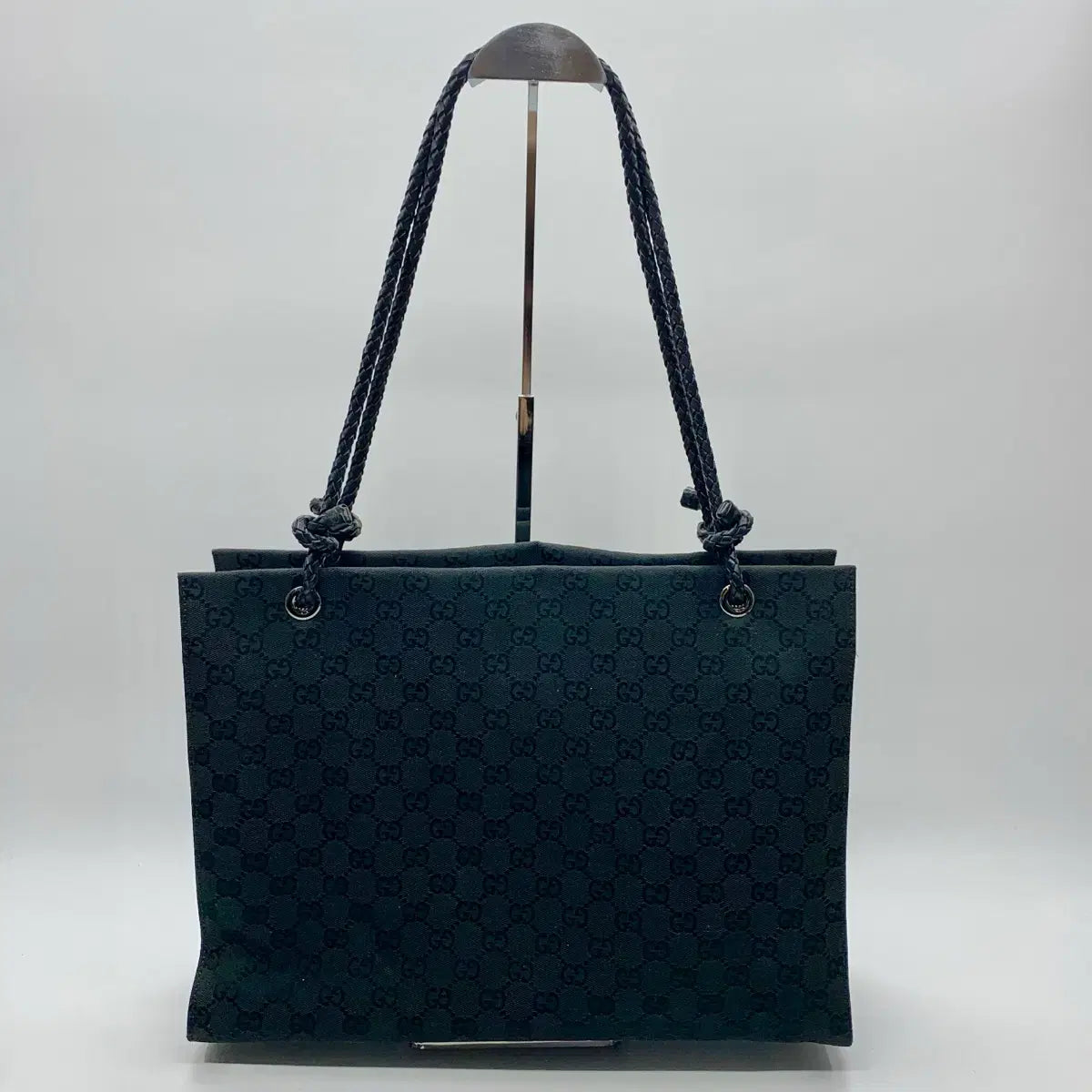 GUCCI Vintage Jacquard Shoulder Bag in Black