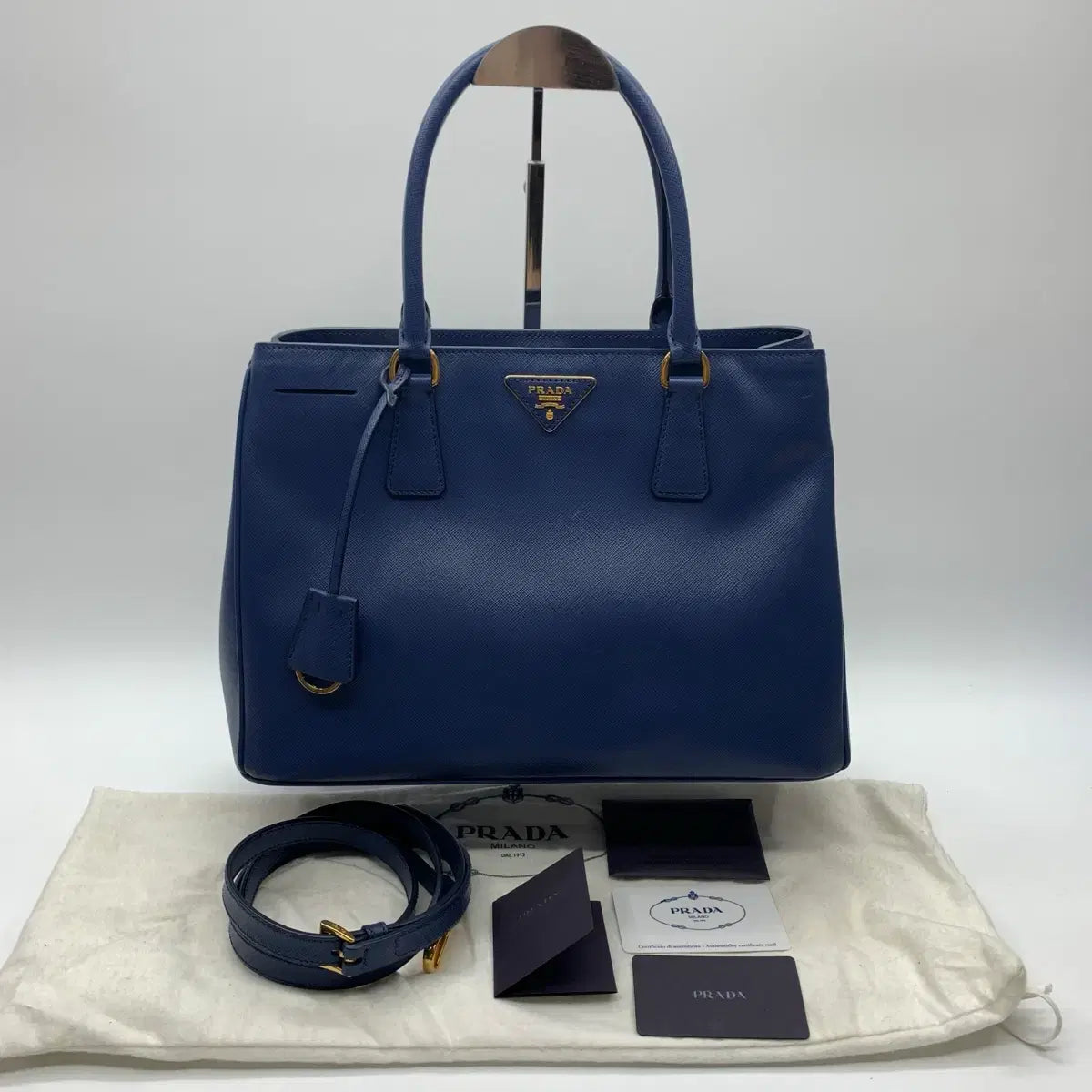 PRADA Saffiano Lux Tote Bag in Blue with Gold-Tone Hardware