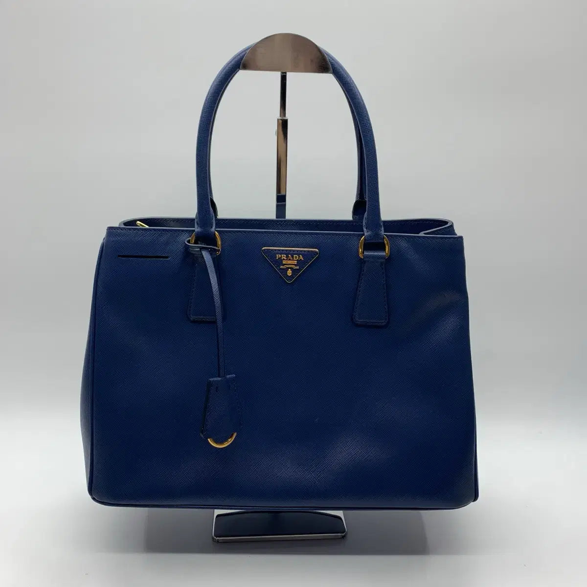 PRADA Saffiano Lux Tote Bag in Blue with Gold-Tone Hardware
