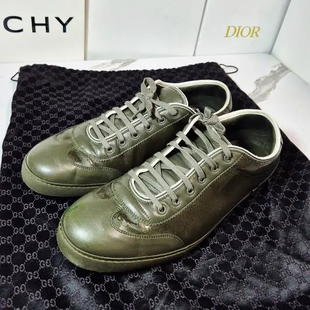 Gucci GG Green Leather Sneakers, Size 325