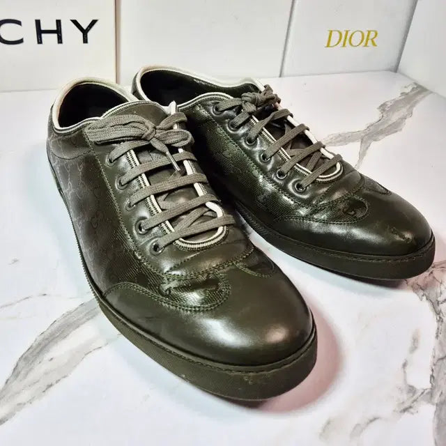 Gucci GG Green Leather Sneakers, Size 325
