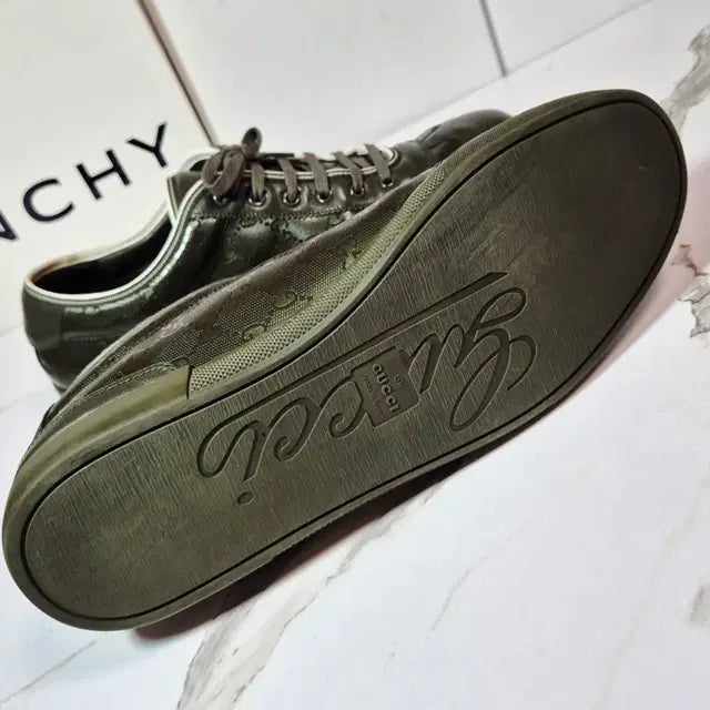 Gucci GG Green Leather Sneakers, Size 325