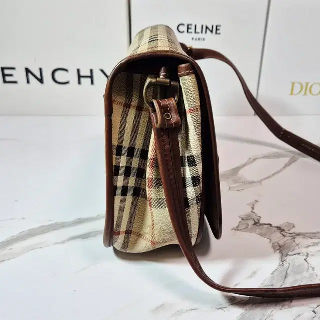 Burberry Classic Flap Shoulder Bag / Crossbody Bag